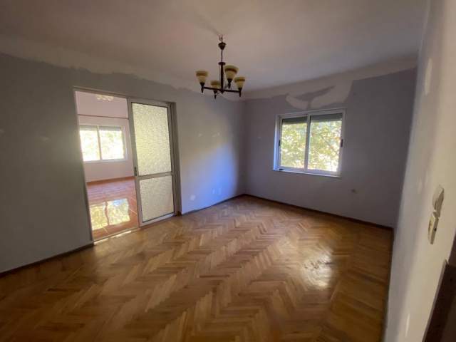 Tirane, shitet apartament 2+1+A+BLK Kati 4, 89 m² 130.000 Euro (Rruga Myslym Shyri)