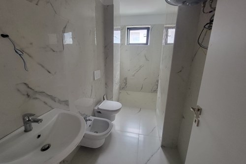 Tirane, shes apartament 2+1+BLK Kati 6, 85 m² 107.000 Euro (Teodor Keko)