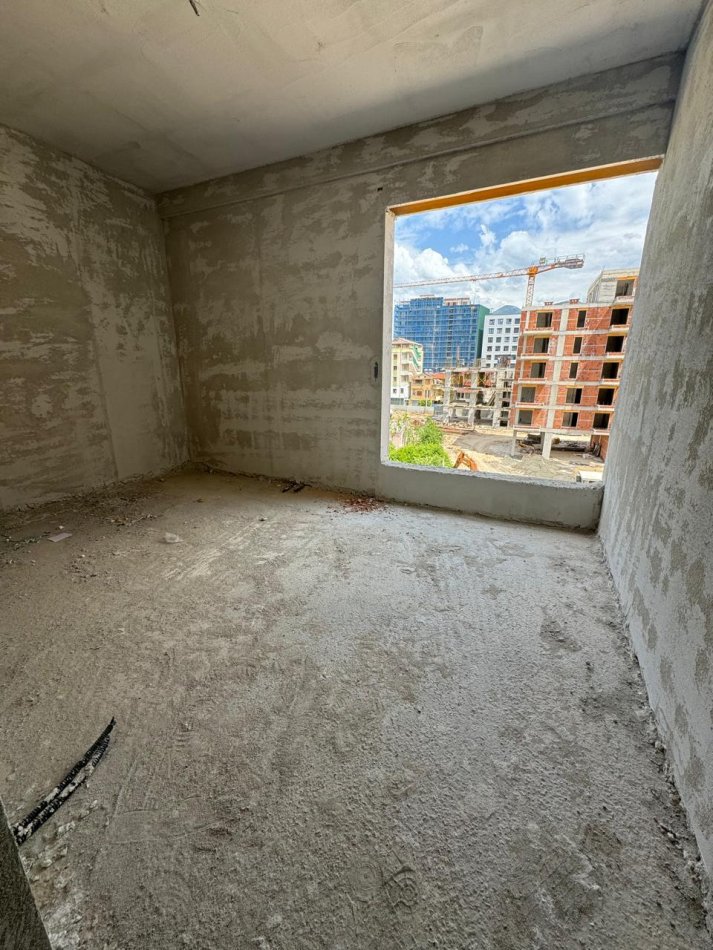 Tirane, shitet apartament 3+1+Aneks+Ballkon, Kati 3, 128 m2 192000€ (Bulevardi i Ri)