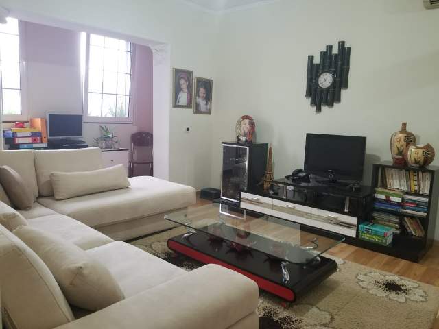 Elbasan, shitet apartament 47 m² 3.800.000 Leke