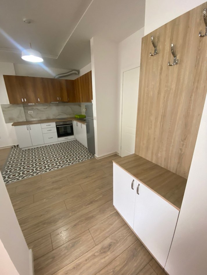 Tirane, jepet me qera apartament 1+1+Ballkon Kati 4, 73 m² 450 € (Kopeshti zologjik , Kompleksi Mateo)