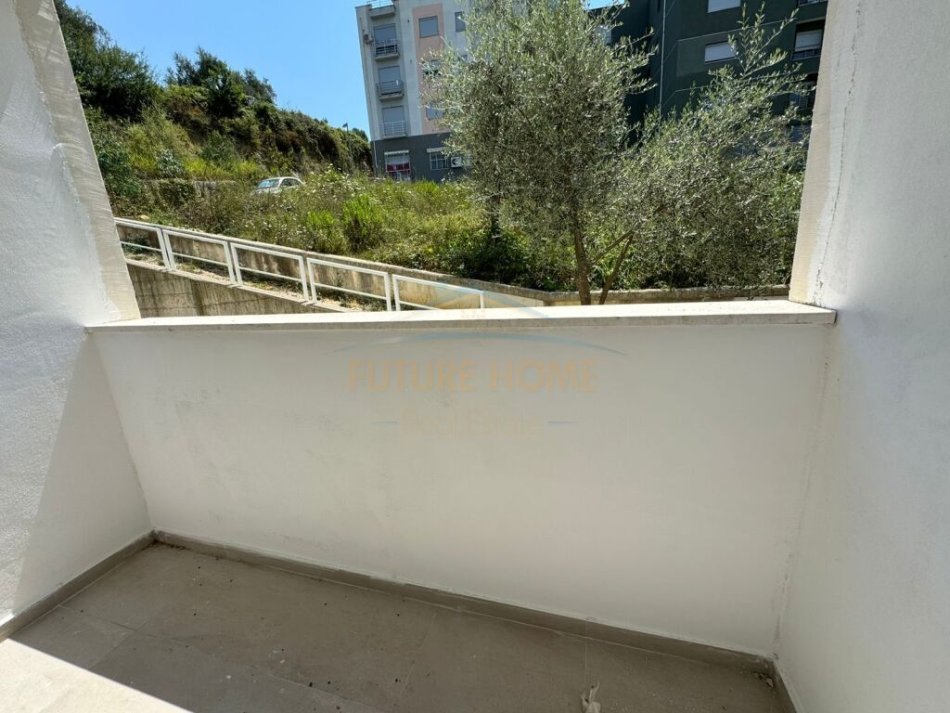 Tirane, shitet 1+1 Kati 0, 89.000 € (Kopshti Zoologjik)