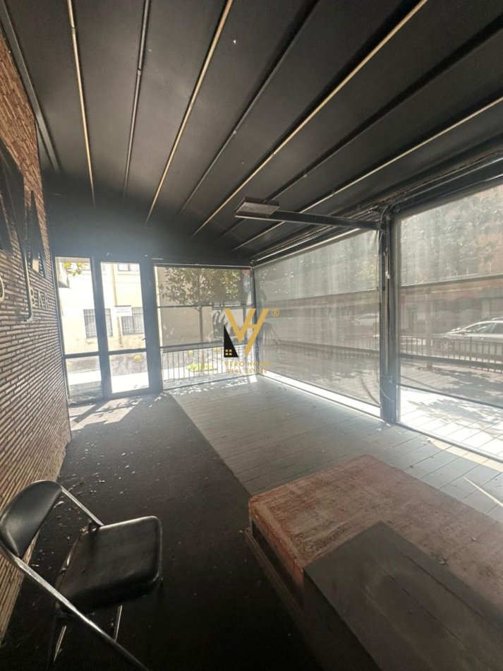 Tirane, jepet me qera bar-kafe Kati 0, 440 m² 4.400 € (21 DHJETORI)