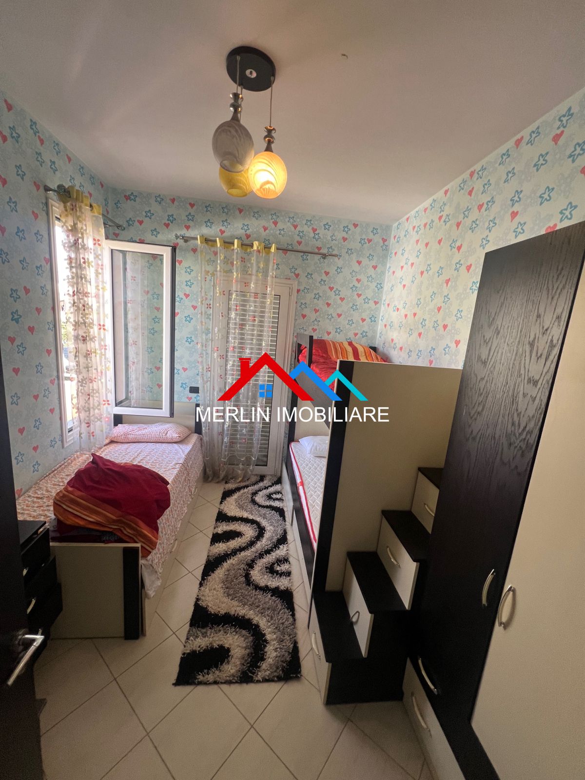 Tirane, shitet Vile 2 kateshe, 198 m2 per 185.000 Euro (Babrru)