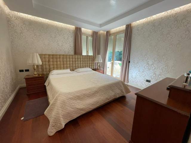 Tirane, jepet me qera apartament 2+1+BLK Kati 2, 150 m² 1.700 Euro (Air Albania)