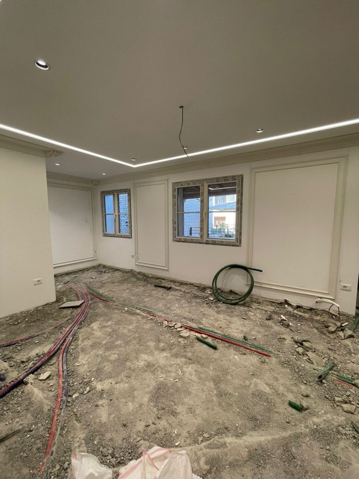 Tirane, shitet apartament 3+1+Ballkon Kati 2, 145.000 m² 203.000 € (shkolla baletit)
