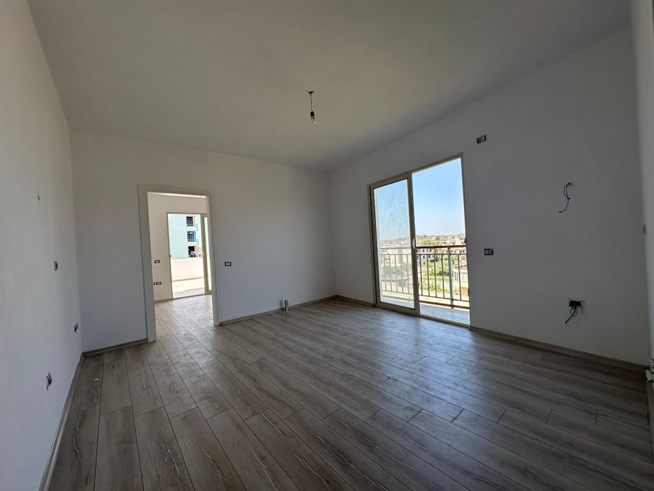 Durres, shitet apartament 1+1 Kati 3, 79 m² 79.000 € (Iliria)