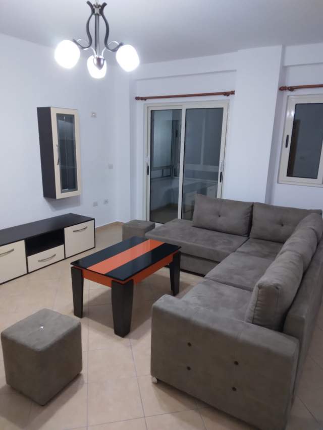 Tirane, jepet me qera apartament 2+1+A+BLK Kati 3, 116 m² 400 Euro (Kopshti Botanik)