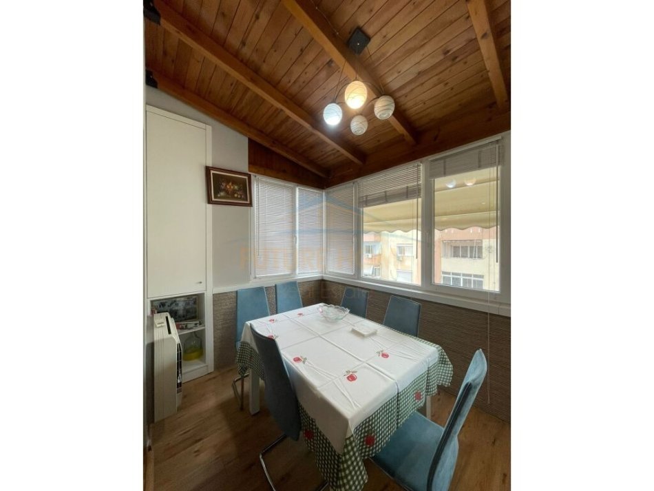 Tirane, shitet apartament 1+1+VERANDE Kati 9, 72 m² 150.000 € (Medar Shtylla Komuna e Parisit) 0694738665