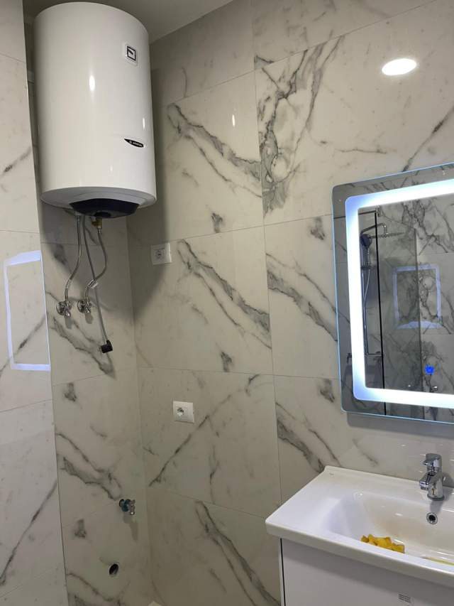 Tirane, jepet me qera apartament 1+1 Kati 5, 67 m² 30.000 Leke (Astir)