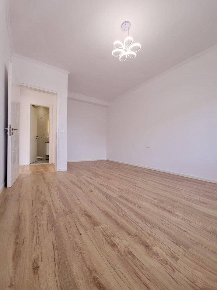 Tirane, shitet apartament 2+1+Aneks+Ballkon, Kati 7, 95 m² 210,000 € (Zogu i Zi)