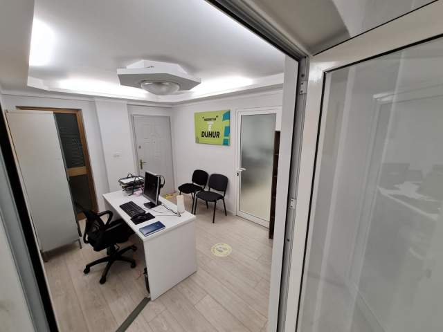 Tirane, jepet me qera ambjent biznesi Kati 1, 123 m² 600 Euro (Sami Frasheri)