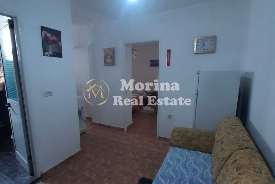Tirane, jepet me qera apartament 1+1 Kati 2, 55 m² 400 € (QSUT)