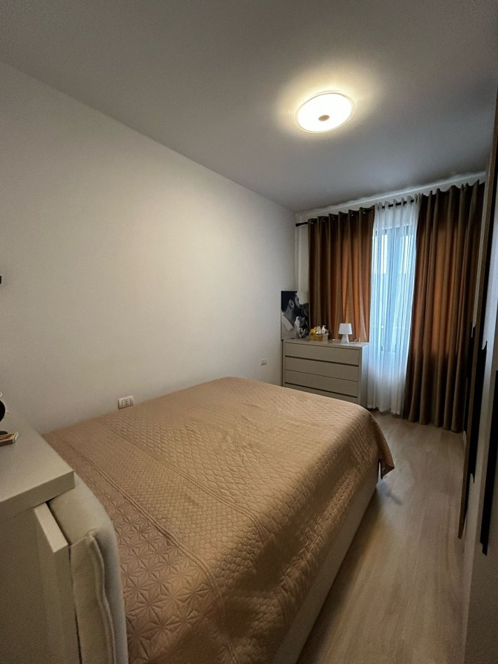 Tirane, jepet me qera apartament 1+1 Kati 8, 67 m² 600 € (rruga don bosko)