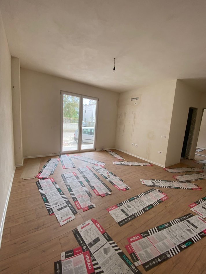 Durres, shitet apartament 1+1+Ballkon Kati 1, 74 m² 82.000 € 