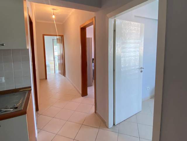 Tirane, jepet me qera apartament 2+1+BLK Kati 8, 80 m² 450 Euro (mikel maruli)