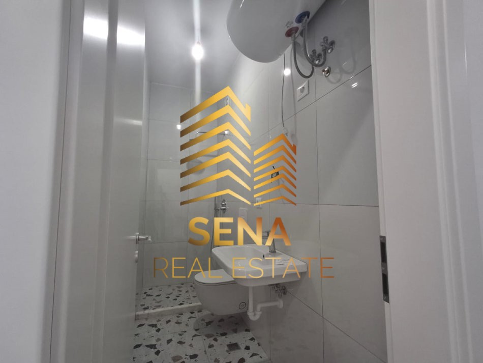 Tirane, shitet apartament 1+1+Ballkon Kati 3, 68 m² 93.000 € (Rruga Ali Demi)