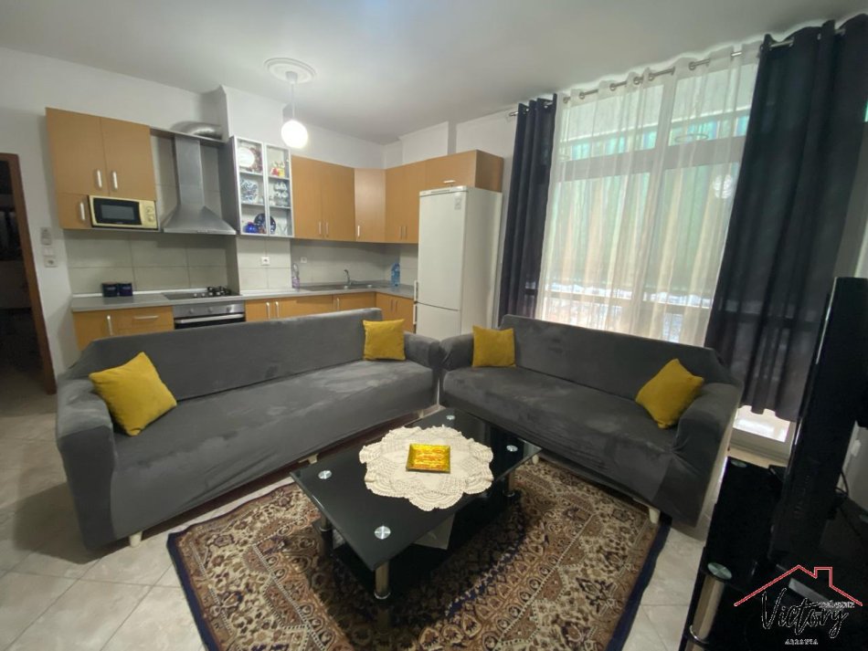 Apartament 2+1 me Qira ne Astir