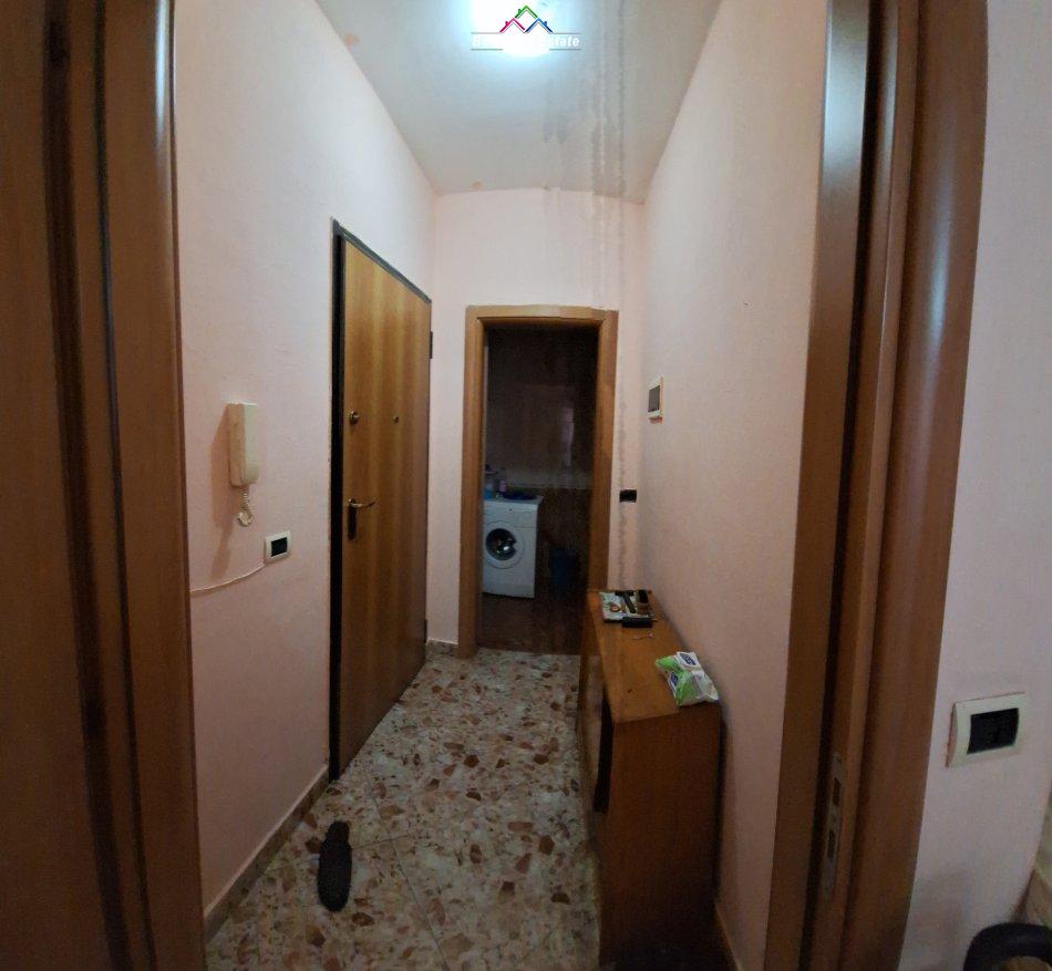 Tirane, shes apartament 1+1 Kati 4, 66 m² 160.000 € (Rruga e elbasanit)