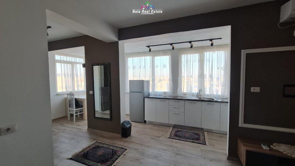 Tirane, jepet me qera apartament Kati 11, 45 m² 400 € (rruga e kavajes)