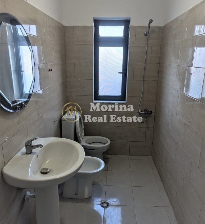 Tirane, jepet me qera apartament 2+1 Kati 5, 70 m² 400 € (Rruga e Kavajes)