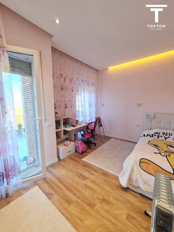 Tirane, shitet apartament 3+1 Kati 1, 125 m² 400.000 € (TEG) TT 917