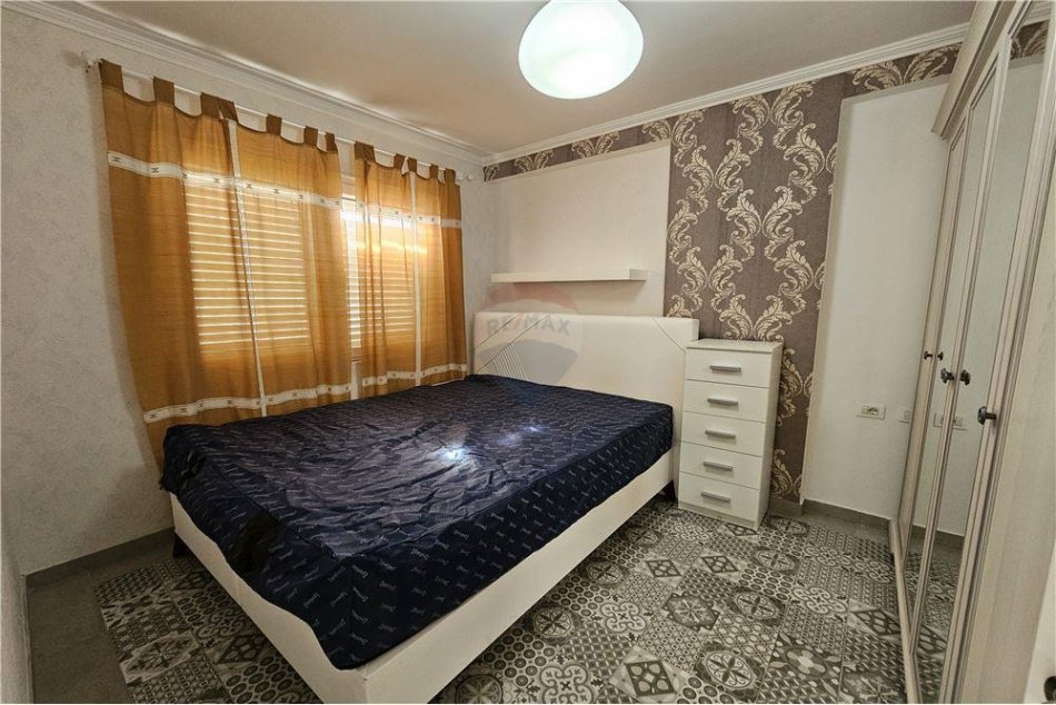 Tirane, shitet apartament 2+1 , 73 m² 180.000 € (Rruga Asim Vokshi - Stacioni i Trenit)