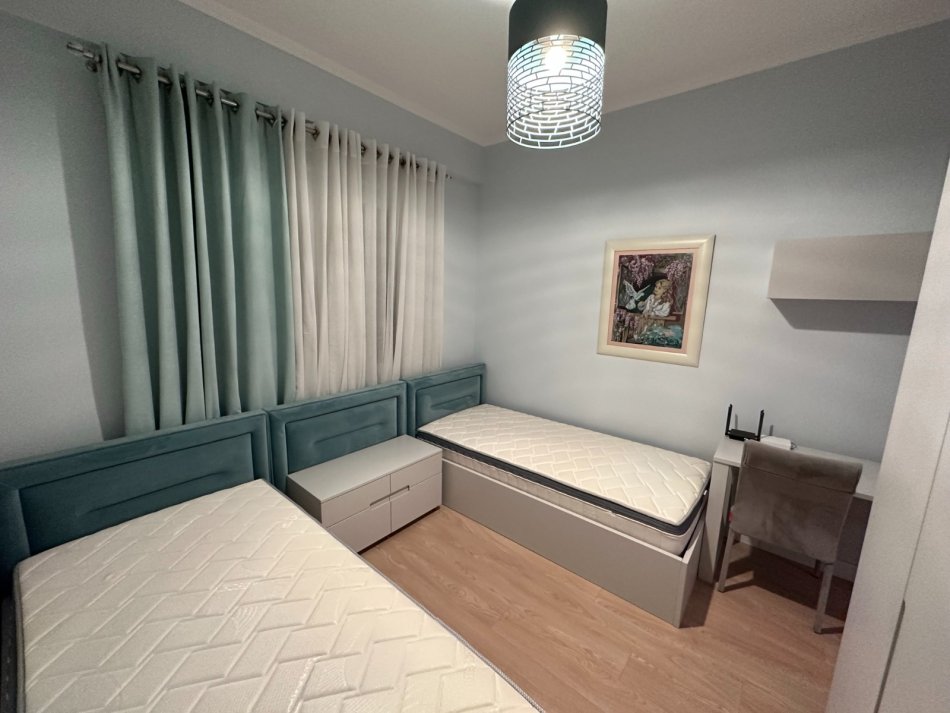Tirane, shitet apartament 2+1 Kati 6, 95 m² 165.000 € (Kompleksi Golden Park)