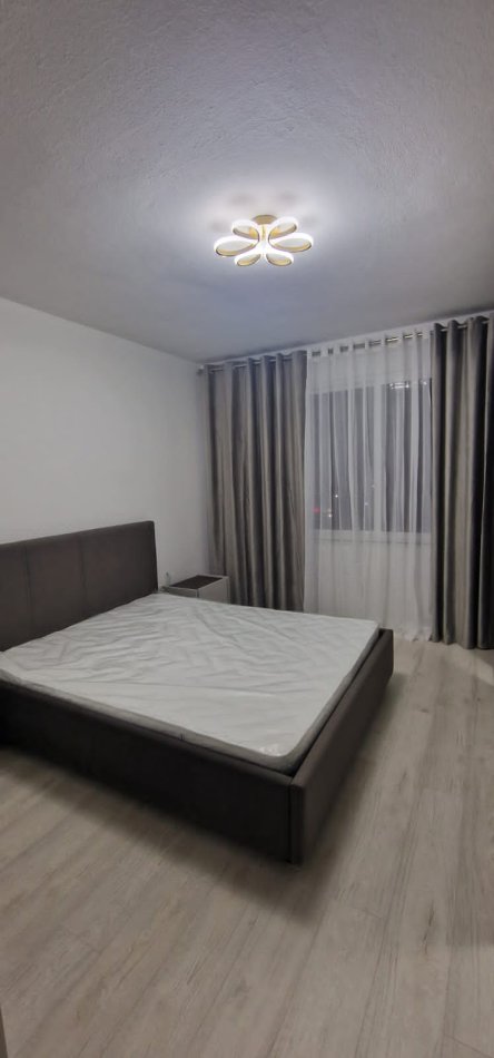 Tirane, jepet me qera apartament 1+1 Kati 6, 70 m² 650 € (komuna e parisit)