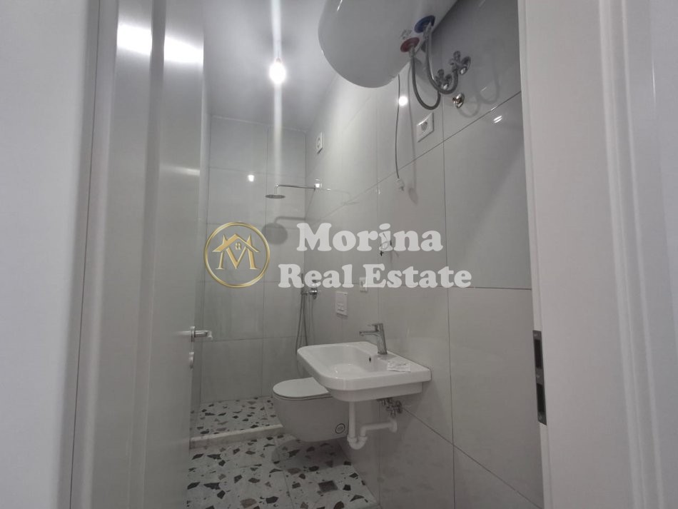 Tirane, shitet apartament 1+1 Kati 3, 67 m² 93.000 € (Mangalem/ Rruga Ali Demi)