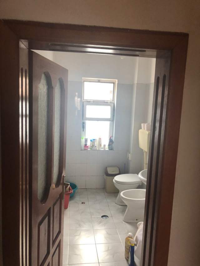 Tirane, shitet apartament 2+1+BLK Kati 5, 83 m² 83.000 Euro (Mine Peza)