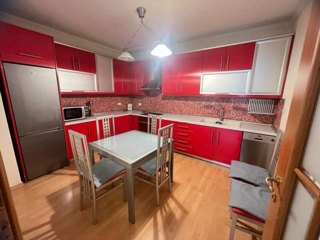 Tirane, jepet me qera apartament 2+1+BLK Kati 4, 100 m² 650 Euro (ibrahim rrugova)