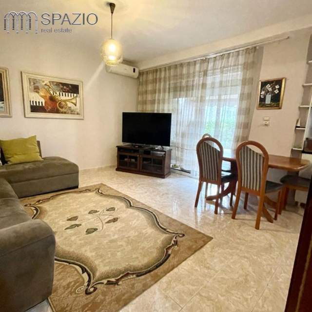 Tirane, jepet me qera apartament 2+1+BLK Kati 3, 102 m² 500 Euro (Qender)