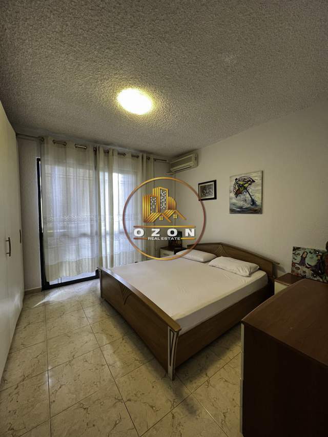 Tirane, jepet me qera apartament 1+1+BLK Kati 5, 92 m² 500 Euro (Rruga e Kosovareve)