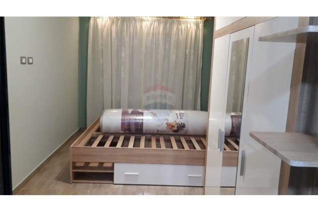 Tirane, jepet me qera apartament 110 m² 500 Euro (KODRA E DIELLIT)