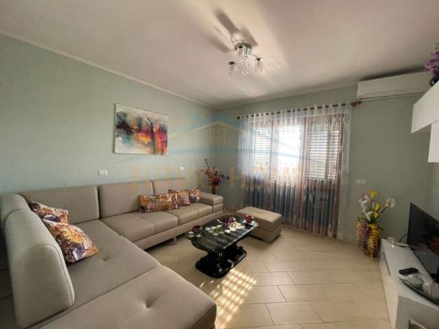 Shqiperi, shitet hotel Kati 4, 1.070 m² 770.000 Euro