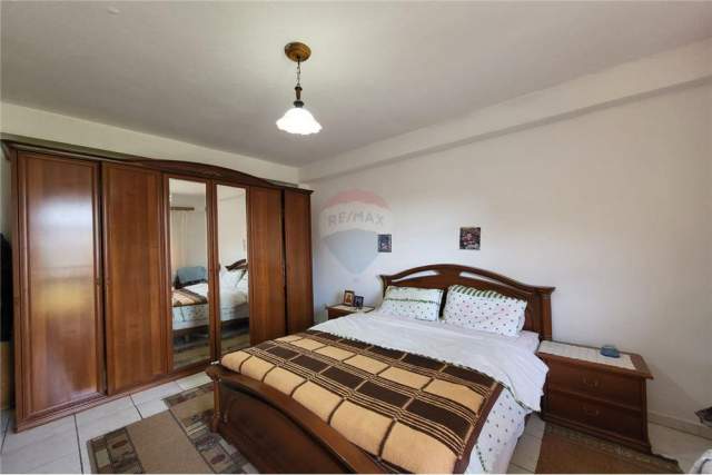 Tirane, shitet apartament 2+1 Kati 3, 90 m² 130.000 Euro (Stadiumi DInamo)