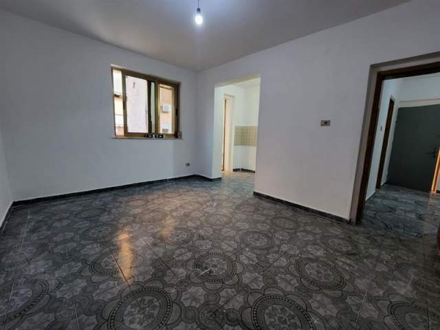 Tirane, shitet apartament 2+1 Kati 4, 77 m² 125.000 Euro (sheshi Uillson)