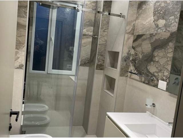 Vlore, shitet apartament 2+1 Kati 2, 73 m² 142.000 Euro (Plazhi i vjetër)