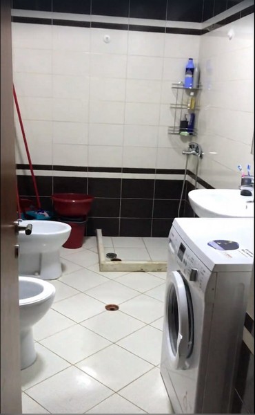Vlore, shitet apartament 1+1+BLK Kati 3, 72 m² 1.200 Euro/m2 (Uji i Ftohtë)
