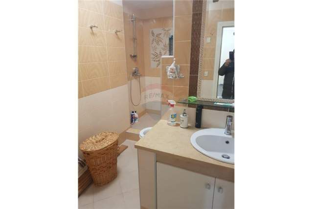 Tirane, jepet me qera apartament 70 m² 450 Euro (rruga elbasanit)
