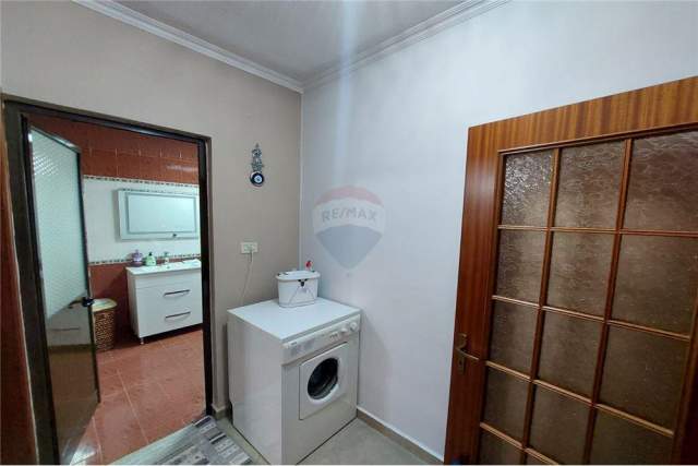 Tirane, shitet apartament 2+1+A+BLK Kati 3, 83 m² 85.000 Euro (Ali Demi)