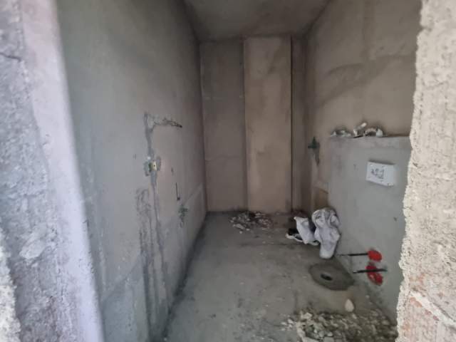 Shqiperi, shitet apartament 2+1+BLK Kati 4, 92 m² 107.000 Euro (Rruga Xhanfize Keko)