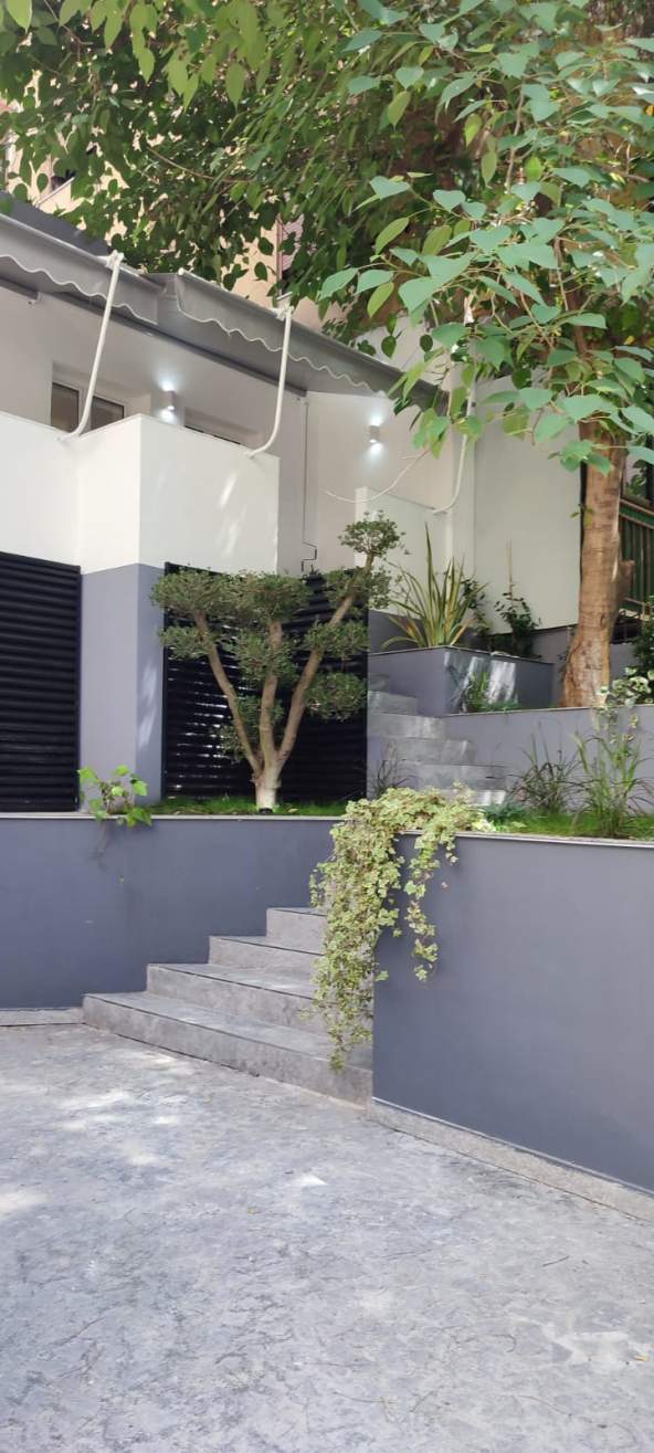Tirane, shes Vile 1 Katshe 110 m² 129.990 Euro