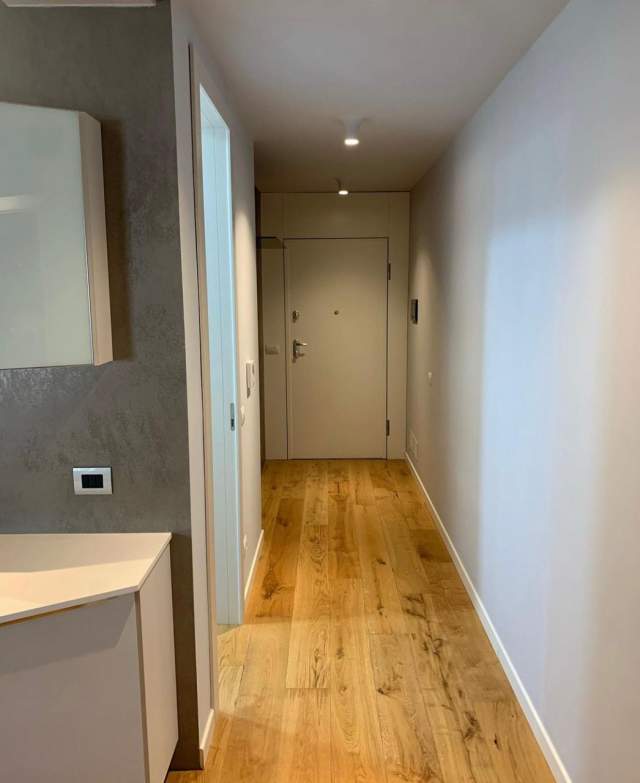 Tirane, jepet me qera apartament 1+1+BLK Kati 5, 80 m² 1.000 Euro (Ish Garda)