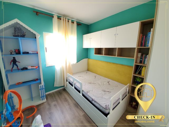 Tirane, shitet apartament 2+1+A+BLK Kati 8, 87 m² 135.000 Euro (Fusha e Aviacionit)