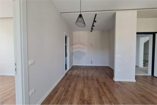 Tirane, shitet apartament 1+1+A+BLK Kati 2, 54 m² 93.000 Euro (Rruga e Elbasanit)
