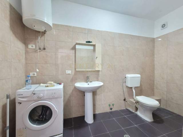 Tirane, shitet apartament 60 m² 76.000 Euro (astir)