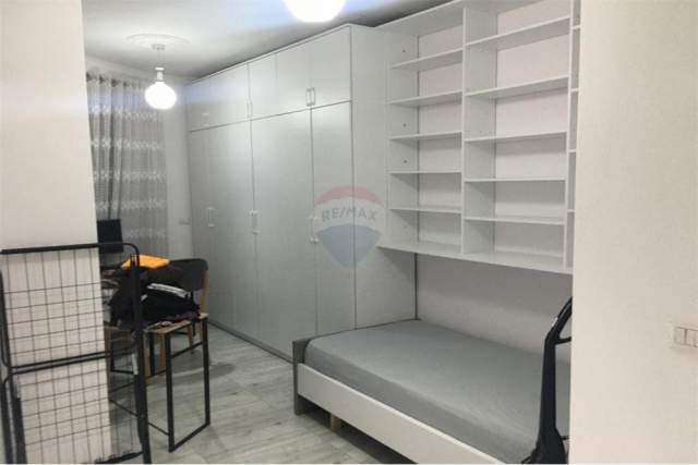 Tirane, jepet me qera apartament 2+1 Kati 2, 86 m² 500 Euro (Medreseja)
