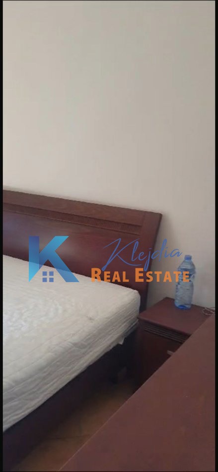 Tirane, jepet me qera apartament 2+1 Kati 6, 95 m² 600 € (Qender, afer Poliklinikes Qendrore)
